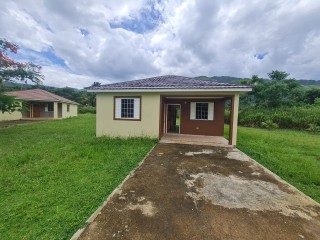 House For Rent in Ewarton, St. Catherine Jamaica | [12]