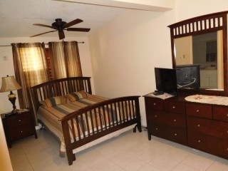 Townhouse For Sale in Musgrave Manor, Kingston / St. Andrew Jamaica | [6]