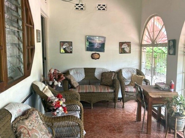 House For Sale in EWARTON, St. Catherine Jamaica | [3]