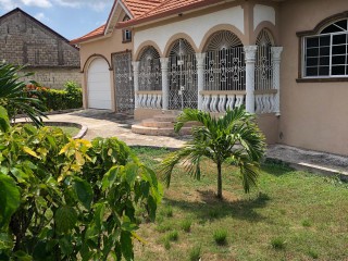 9 bed House For Sale - Kellets, Clarendon, Jamaica