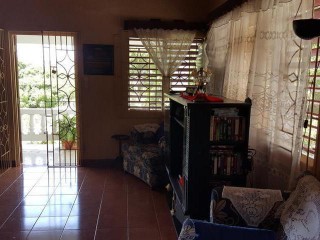 House For Sale in Coral Gardens Montego Bay, St. James Jamaica | [1]