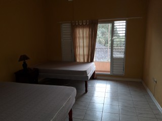 Townhouse For Rent in BarbicanMilsborough, Kingston / St. Andrew Jamaica | [3]
