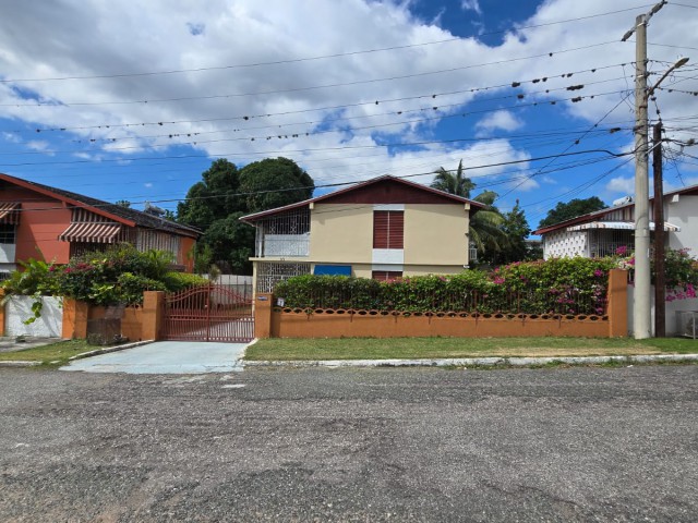 House For Rent in kingston 6, Kingston / St. Andrew Jamaica | [13]