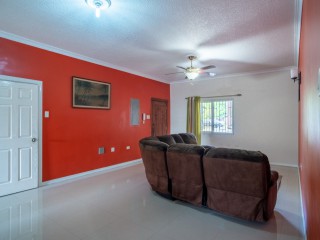 2 bed Apartment For Sale in Kingston 19, Kingston / St. Andrew, Jamaica