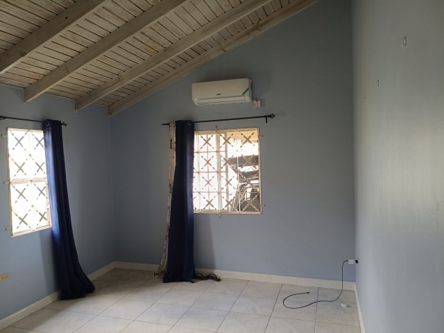 2 bed House For Rent - Old harbour, St. Catherine, Jamaica