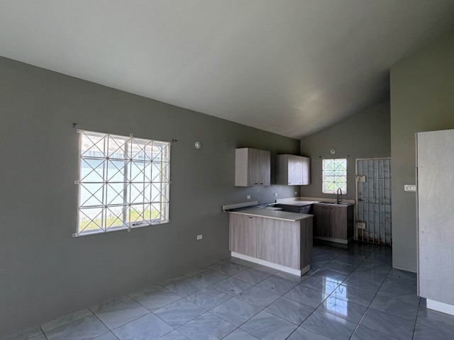 House For Rent in Camelot Village, St. Ann Jamaica | [5]