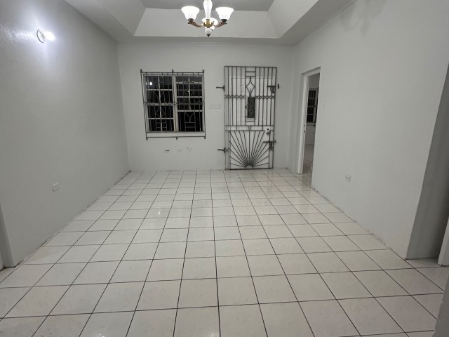 House For Rent in May Pen, Clarendon Jamaica | [3]