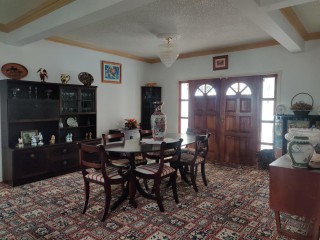 House For Sale in Mandeville, Manchester Jamaica | [8]