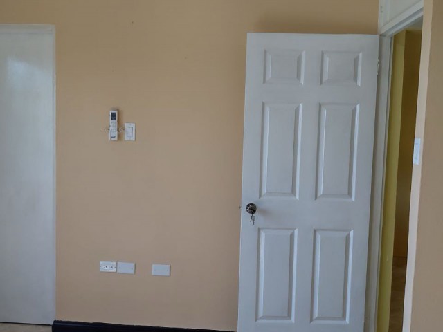 Townhouse For Sale in Meadowbrook, Kingston / St. Andrew Jamaica | [12]