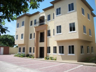 rent bed jamaica apartment propertyadsja manchester townhouse mandeville bath
