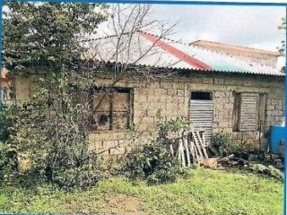 3 bed House For Sale in Pridees Milk River, Clarendon, Jamaica