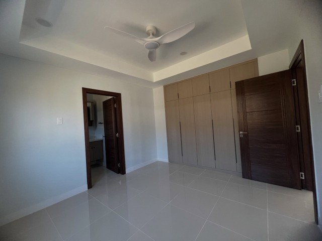 House For Rent in Oak Estate Bernard Lodge, St. Catherine Jamaica | [7]