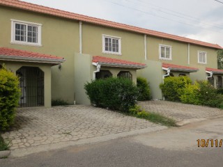 Townhouse For Sale in Morris Meadows, St. Catherine Jamaica | [1]