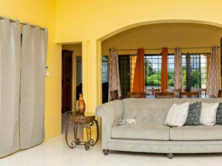 House For Sale in Mandeville, Manchester Jamaica | [5]