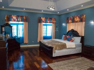 House For Rent in Hollywood Drive, Kingston / St. Andrew Jamaica | [13]