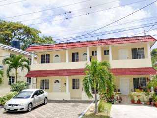 Townhouse For Sale in Liguanea, Kingston / St. Andrew Jamaica | [2]