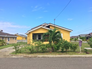House For Sale in Drax Hall Manor, St. Ann Jamaica | [13]