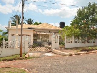 House For Sale in Gazeland Meadows, St. Elizabeth Jamaica | [7]