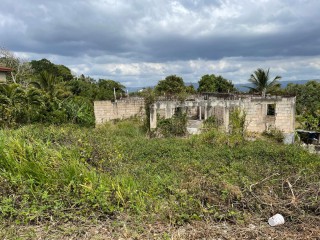 4 bed House For Sale in Mandeville, Manchester, Jamaica