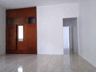 1 bed Flat For Rent in Havendale, Kingston / St. Andrew, Jamaica