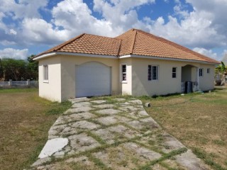 House For Sale in Denbigh, Clarendon Jamaica | [2]