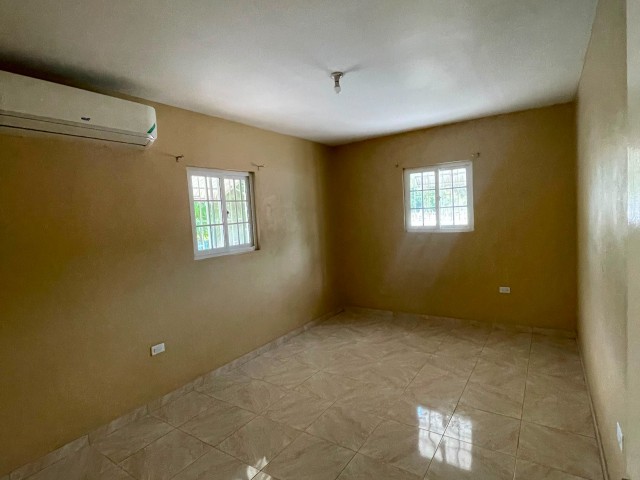 House For Rent in Tamarind Grove, Kingston / St. Andrew Jamaica | [3]
