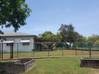 House For Sale in Clarendon, Clarendon Jamaica | [12]