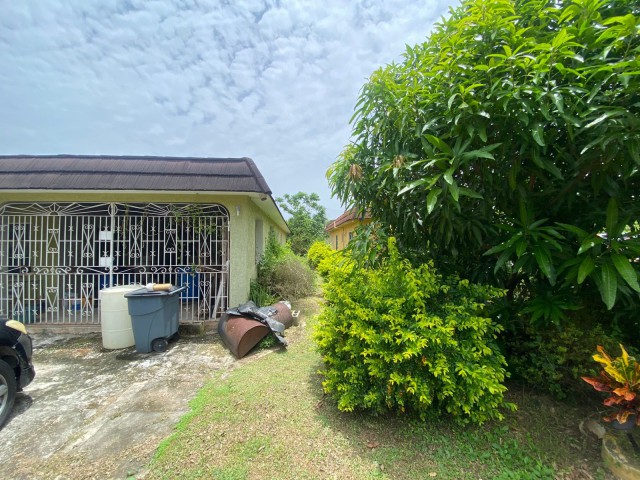House For Sale in SHENTON BOG WALK, St. Catherine Jamaica | [1]
