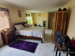 4 bed House For Sale in 6 East Greater Portmore, St. Catherine, Jamaica