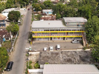 Commercial building For Sale – Linstead, St. Catherine, Jamaica