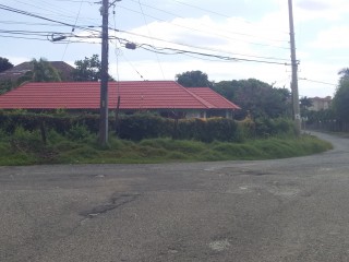 House For Sale in Charlton, Kingston / St. Andrew Jamaica | [2]