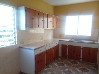 Apartment For Rent in Barnett View, St. James Jamaica | [1]