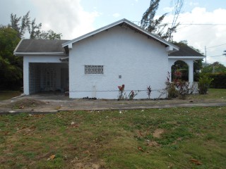 House For Rent in Landovery Estate Runaway Bay, St. Ann Jamaica | [13]