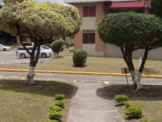 2 bed Apartment For Sale in Sunrise Drive Kingston 19, Kingston / St. Andrew, Jamaica