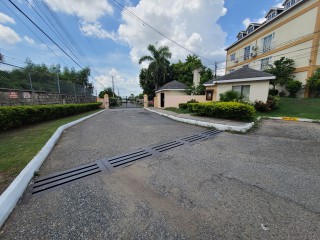 2 bed Apartment For Sale in Kingston 8, Kingston / St. Andrew, Jamaica