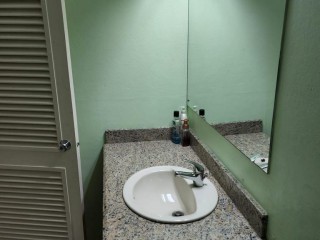 Flat For Rent in Off Hope Road, Kingston / St. Andrew Jamaica | [1]