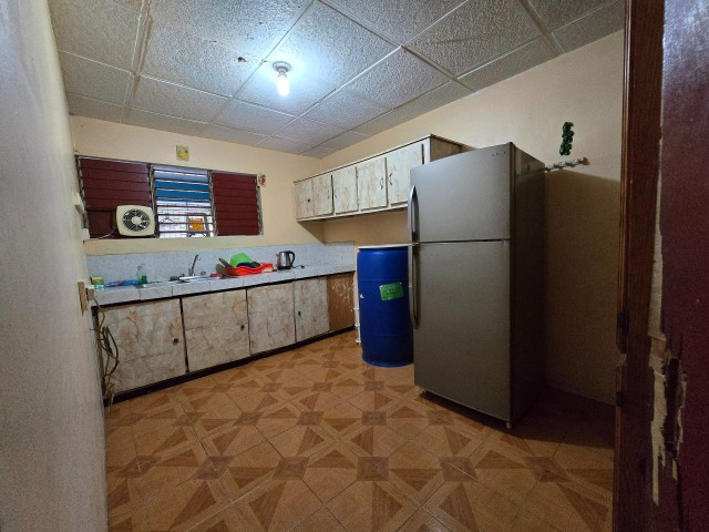 House For Sale in Willowdene, St. Catherine Jamaica | [13]