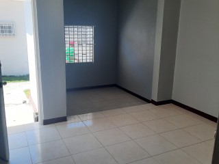 Commercial building For Rent in Paraiso Drive, Kingston / St. Andrew Jamaica | [3]