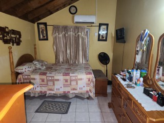 House For Rent in Whitewater Meadows, St. Catherine Jamaica | [4]