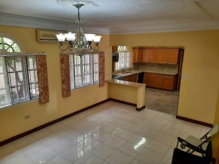 Townhouse For Rent in Off Hope Road, Kingston / St. Andrew Jamaica | [2]