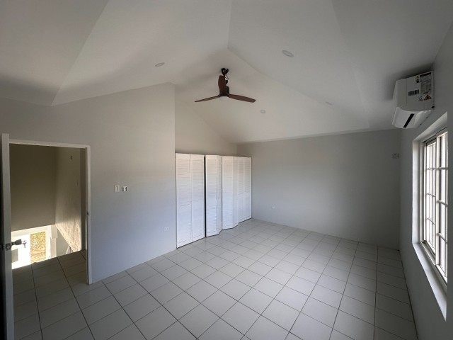 Townhouse For Rent in Bull Bay, Kingston / St. Andrew Jamaica | [8]