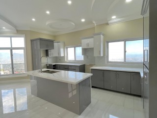 2 bed Apartment For Sale – Red Hills, Kingston / St. Andrew, Jamaica