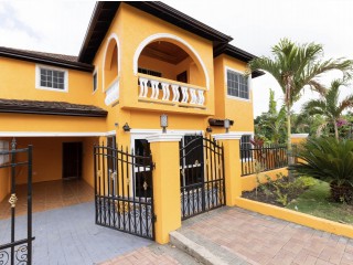 3 bed House For Rent in Ocho Rios, St. Ann, Jamaica