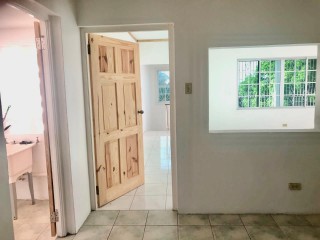 House For Rent in Paradise Pen, St. James Jamaica | [8]