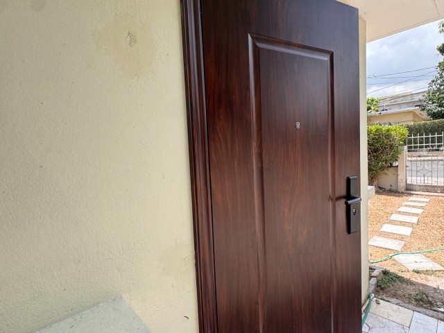 Flat For Rent in Mannings Hill Road, Kingston / St. Andrew Jamaica | [6]