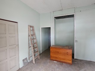 Commercial building For Rent - Kingston 13, Kingston / St. Andrew, Jamaica