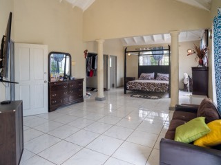 5 bed House For Sale in Smokey Vale, Kingston / St. Andrew, Jamaica