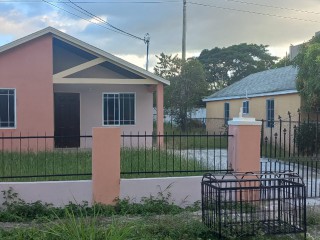 2 bed House For Rent in Whitewater Meadows Spanish Town, St. Catherine, Jamaica