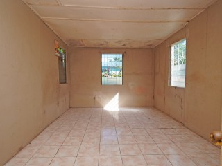 House For Sale in Lionel Town, Clarendon Jamaica | [10]