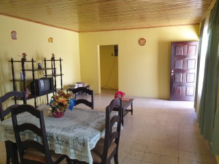 House For Sale in Osburnstore, Clarendon Jamaica | [5]